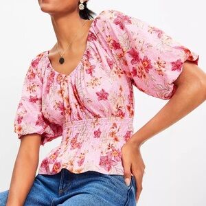 LOFT Lily Gathered Waist V-Neck Blouse Pink Floral Small